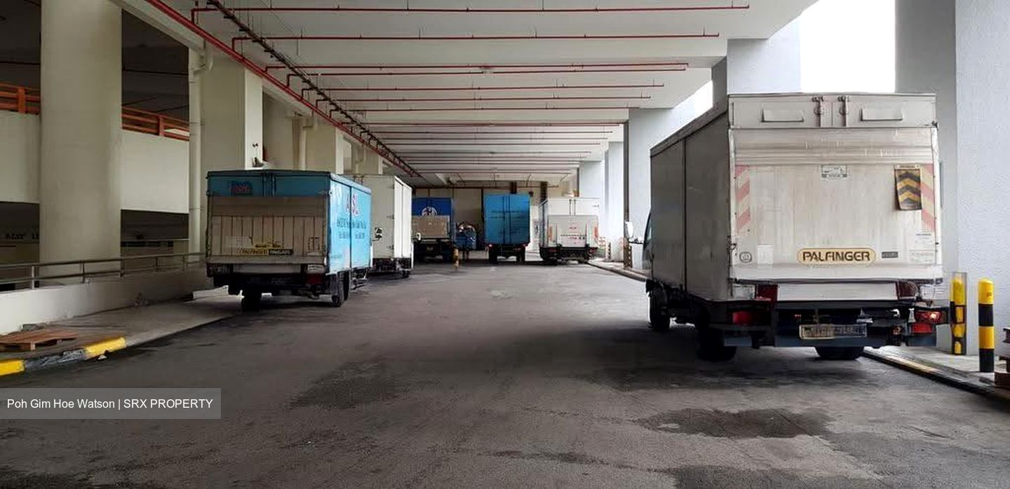 Expression Technology Centre (D17), Warehouse #619415071